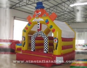 château gonflable gonflable de clown d'enfants