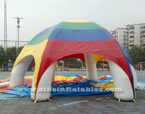 grande tente gonflable publicitaire