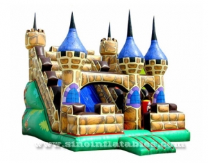 toboggan gonflable pour enfants palais médiéval