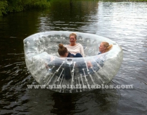 sofa flottant gonflable transparent de forme de cuvette