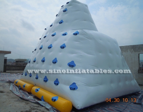 Outdoor commercial use iceberg inflatable water game