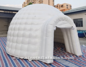 petite tente gonflable blanche de dôme d'igloo